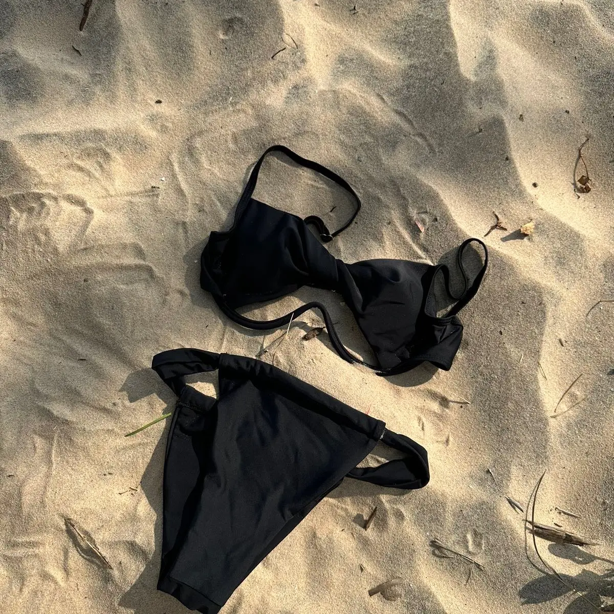 Bikini gọng tôn v1