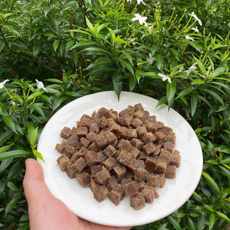 Combo 2Kg Đường Mía Hà Thủ Ô Sản Xuất Từ Mật Mía Nguyên Chất, Hà Thủ Ô ,Mẫu Lệ ,Gừng Tươi Và Muối Biển Thô 1