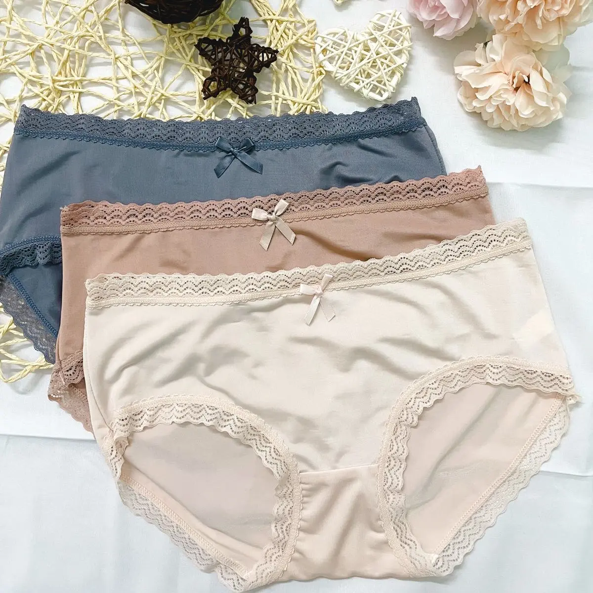 SÉT 3 QUẦN LÓT NỮ CHẤT THUN LẠNH TÚI ZIP BÌ THƯ XỊN XÒ polyamide xl