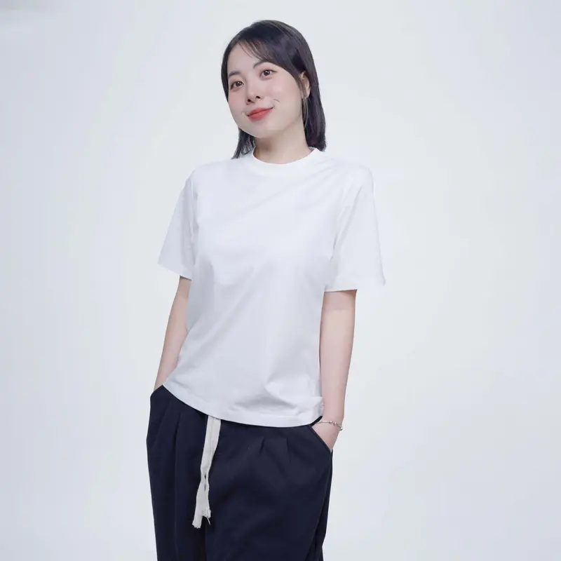 BLANWHI  ÁO BABYTEE FORM VỪA  Cổ Tròn  VẢI EM BÉ DÀNH CHO NGƯỜI LỚN | SỢI BÔNG MỸ KHÔNG TẠP CHẤT |  Áo Nữ mặc vừa vặn thông thường đơn thuần 2