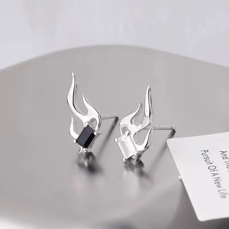 New Flame Stud Earrings Men's Trendy High-Grade Black and White Zircon Earrings Simple Personality Ins Frosty Style Earrings