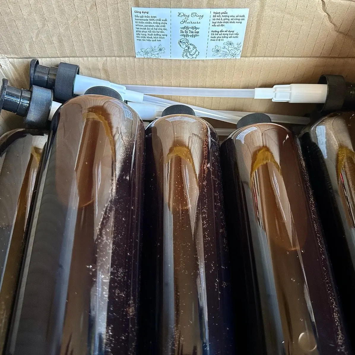 Dầu gội thảo dược Đông Giang Haircare 1000ml - Homemade 100% chiết xuất thiên nhiên serum collagen