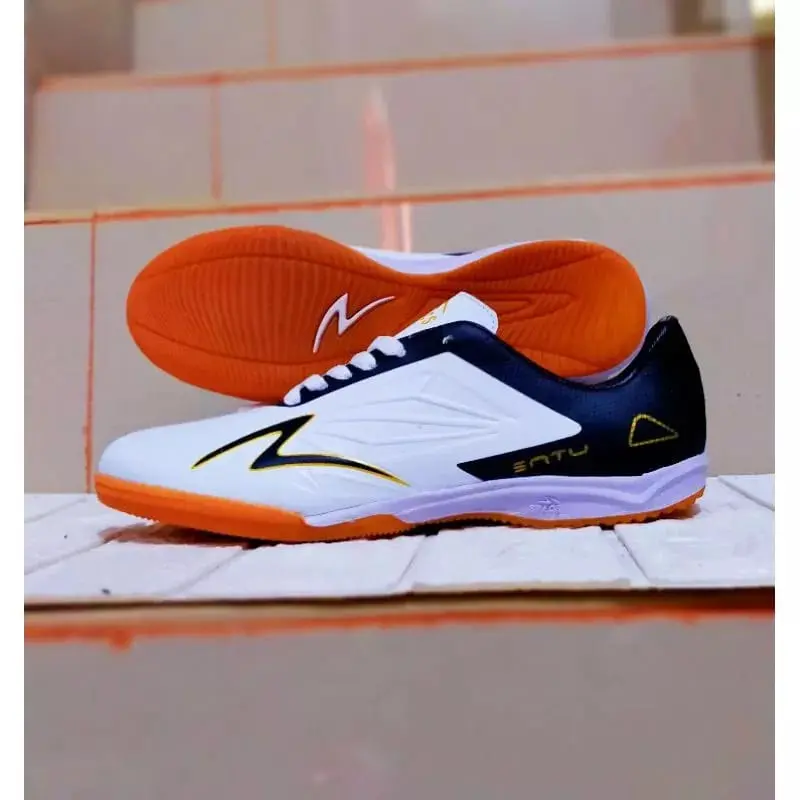 Sepatu Futsal Specs Accelerator  Ewaklok 5