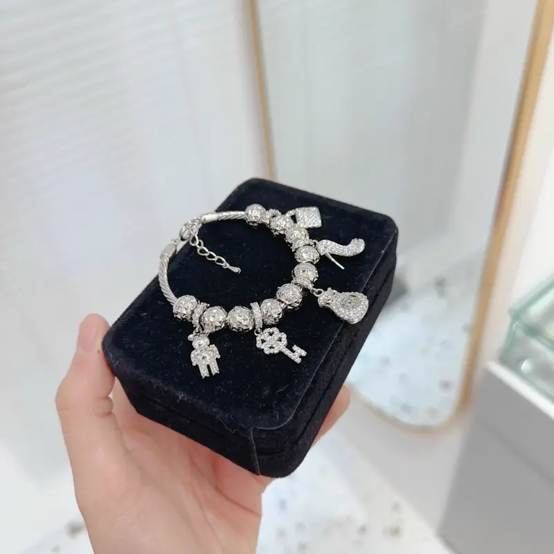 (xikim) vòng tay pan phối 5 charm dễ thương xinh xắn dành cho phụ nữ - kèm hộp 3