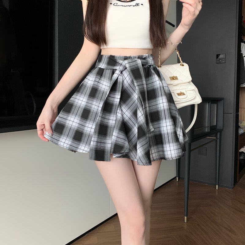 Product Introduction of Irregular Retro Plaid Skirt for Women, Summer Versatile Slimming Anti-Exposure American Style Hot Girl A-Line Pleated Short Skirt 24