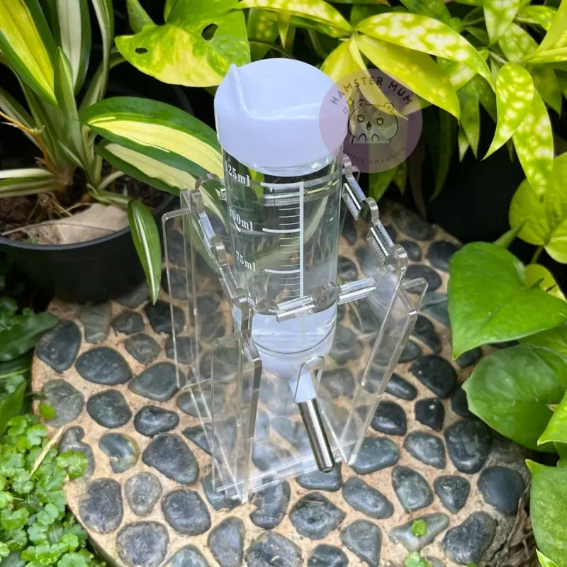 Tatakan Botol Minum Hamster | Holder Botol Minum Akrilik Hamster | Acrylic Bottle Holder | Tempat Botol Minum Hamster | Stand Dudukan Botol Minum 1