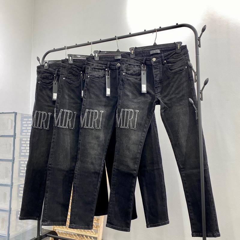  Quần AMIRI Đen Phôi Trơn 4 Cúc Thêu Chữ Màu Đen Cao Cấp 