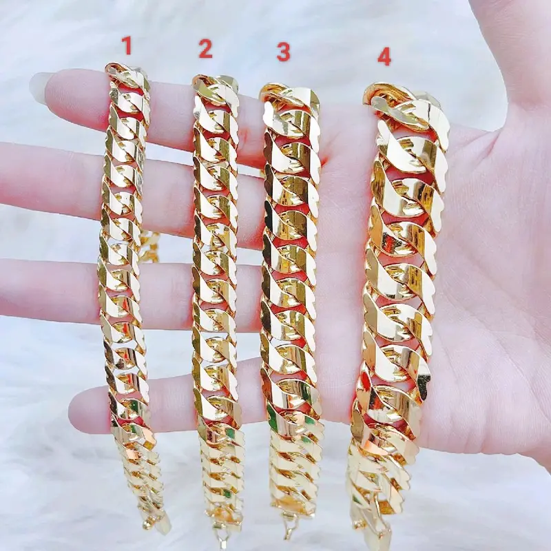 Lắc tay sủn 1 khóa đồng đỏ phù hợp cho nam và nữ. 1