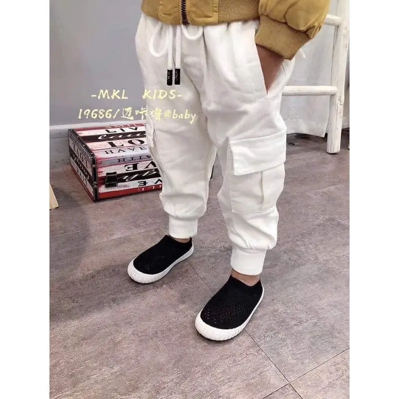 Quần kaki túi hộp phong cách cho bé trai từ 8-30kg Có Túi 1