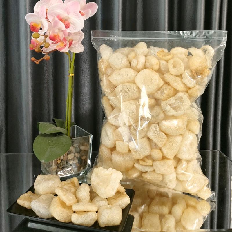 kerupuk kulit sapi 250gr VARIAN RASA, PEDAS, GURIH ASIN, GURIH PEDAS DAUN JERUK Camilan Makanan 0