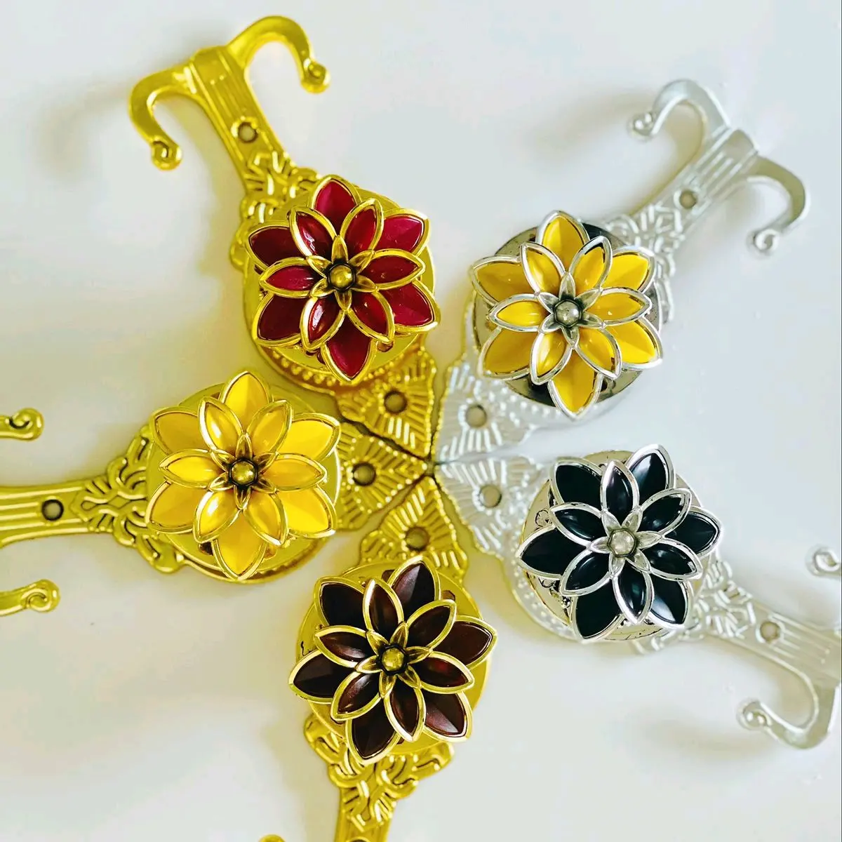 Hook cantolan gorden motif bunga melati parian warna