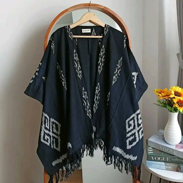Kardigan Tenun Wanita Kekinian Motif Toraja Etnik Hitam Oversize   Outer 0