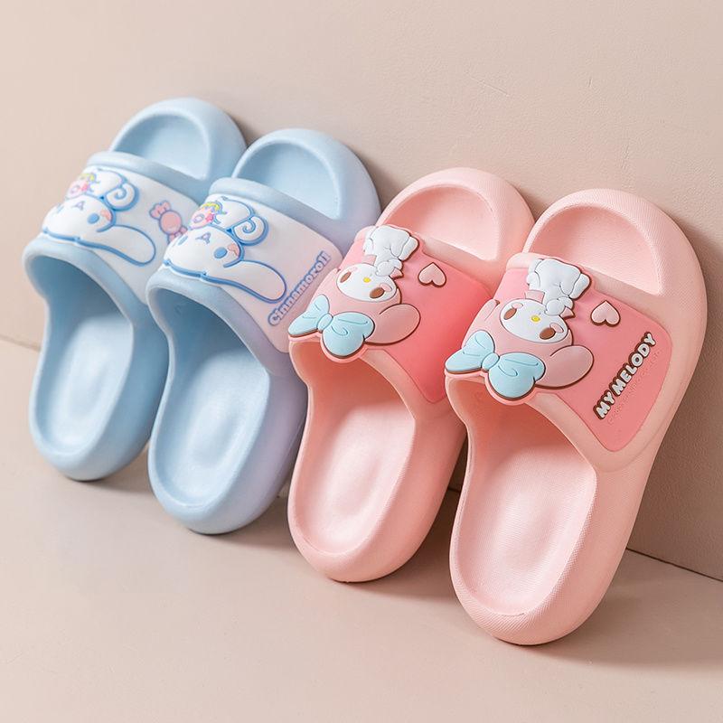 Dép Đi Trong Nhà Trẻ Em, Sanrio Siêu Mềm Và Dễ Thương, Hàng Mới Về 2024, Thích Hợp Cho Mùa Hè, Thiết Kế Dễ Thương Cho Bé Gái, Dép Xăng Đan Bé Gái Chống Trượt Khi Tắm, Cảm Giác Đi Bộ Trên Mặt Đất 5