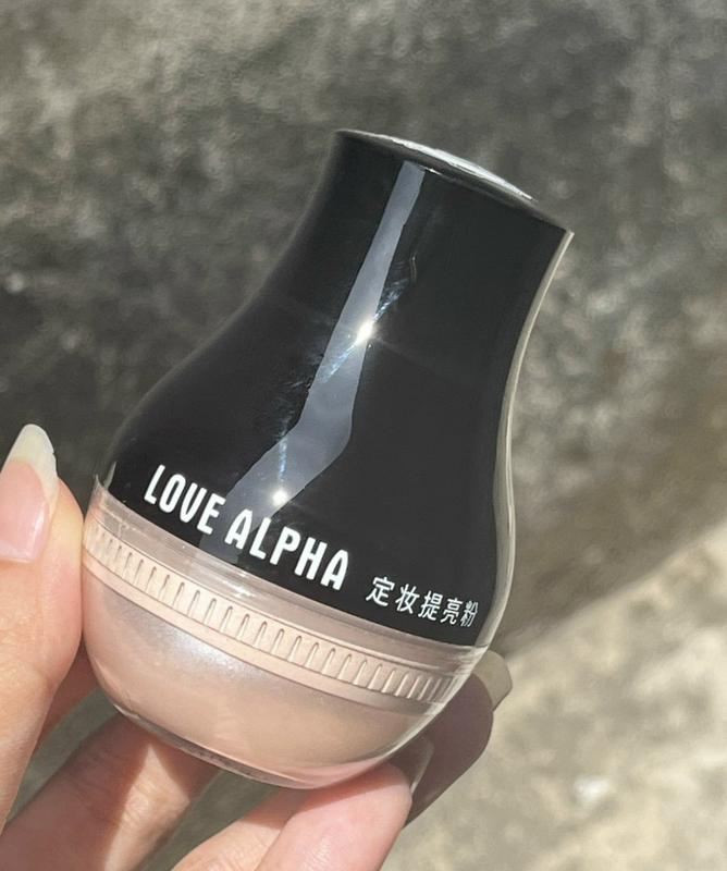 [HCM] Phấn Phủ Bột Trang Điểm Love Alpha Và Jomeel Có Nhũ Lấp Lánh Sáng Mịn Da