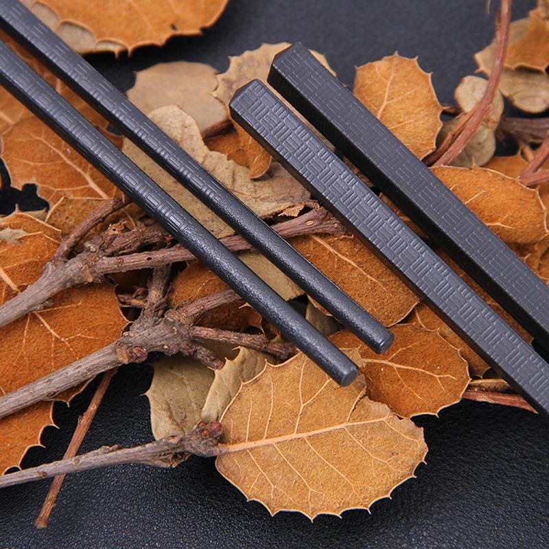Product Introduction of 1pair Black Bamboo Chopsticks Healthy Chinese Chopsticks Reusable Sushi Gift 32