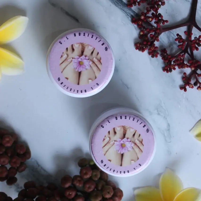 Cream lipatan dosis 1 8% Bebas Silikon Tanpa Pengharum Pemutihan Pemutihan Pemutihan