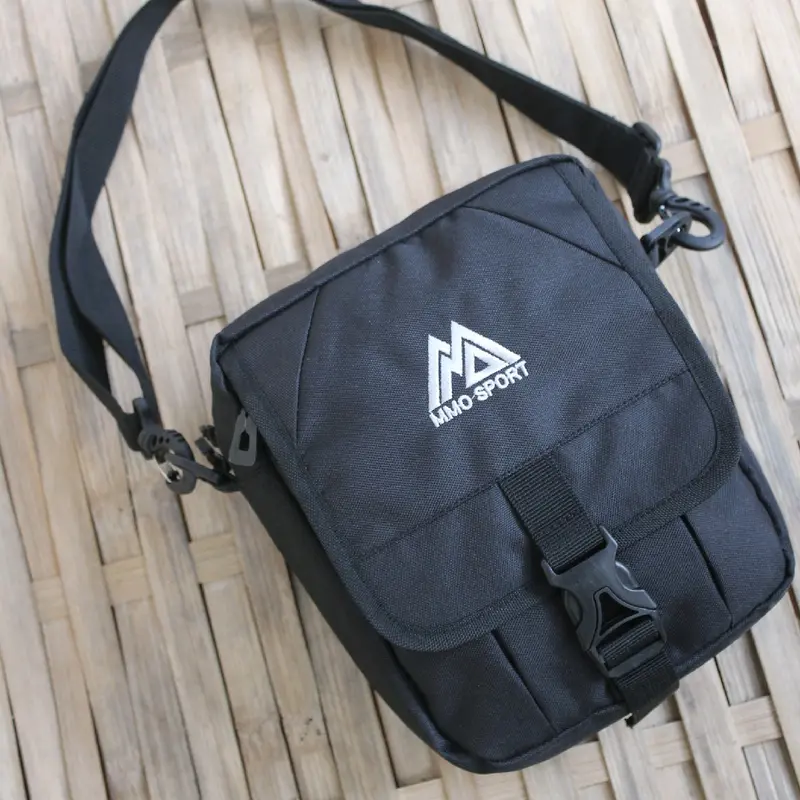 Mmosport Tas Selempang Pria Ziper Bag Hitam 1