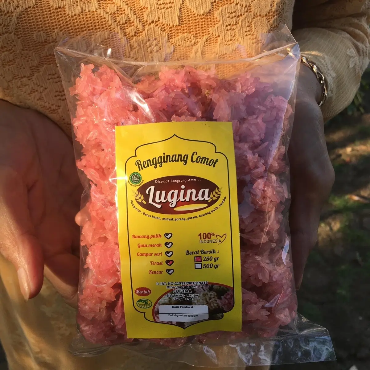 RENGGINANG COMOT RASA TERASI Food rengginang  terasi mentah