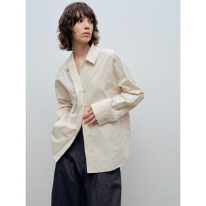 Classic Loose Fit Shirt with Rustic Wooden Buttons