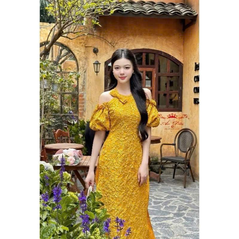 SÉT ÁO DÀI GẤM CÁCH TÂN PHỐI QUẦN LỤA SANG TRỌNG DÀNH CHO CÁC NÀNG Nữ Women Kem Dress 3