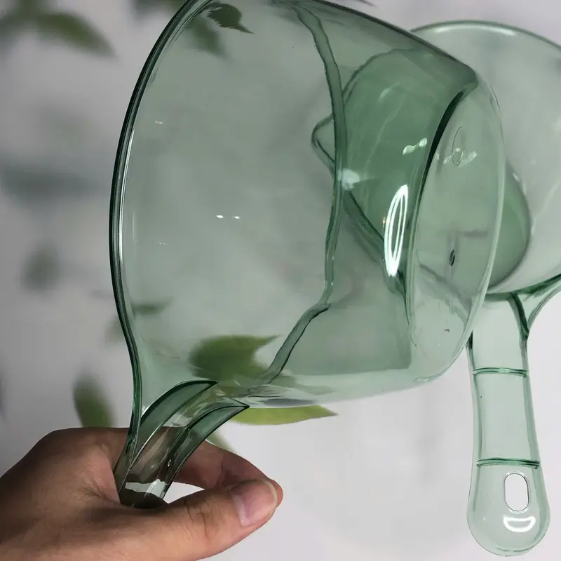 Combo 2 Ca Múc Nước Trong Suốt, Gáo Múc Nước Trong Suốt, Ca Múc Nước Nhà Tắm Nhựa PP Cao Cấp Có Quai Treo 5