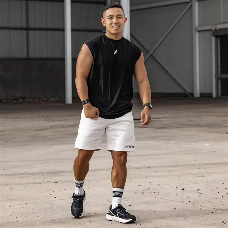 Product Introduction of NEW Summer Fitness Sports Tank Top Men Breathable Loose Mesh Training Sleeveless T-shirt Quick Drying vest male Fitness Clothing 10