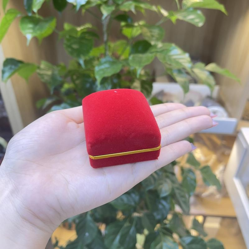 Hộp Nhẫn Cầu Hôn Hình Trái Tim Đẹp Mắt Sang Trọng