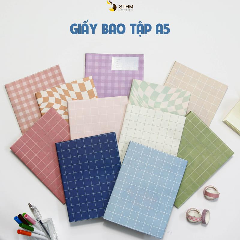 Giấy bao tập A5 - Caro - Giấy kraft trắng 100gsm - set 8 tờ kèm 8 nhãn vở - STHM stationery - KHÔNG dành cho tập B5 học sinh miền Bắc và tập sinh viên