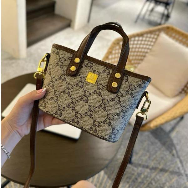 Túi xách nữ đeo chéo dễ thương đeo vai quai xách gấu nâu dễ mix đồ Hiếu Túi Store HT548 Bag