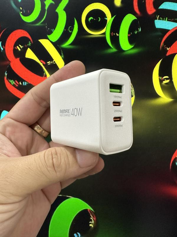 Cốc sạc nhanh 3 cổng Remax RC U123 USB tích hợp QC 3.0 18W và PD 20W Sạc Điện Thoại TYPE C phone Kem cổng USB