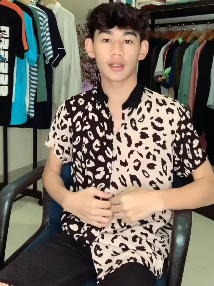 Kemeja Motif Leopard  Black and Cream Casual Keren