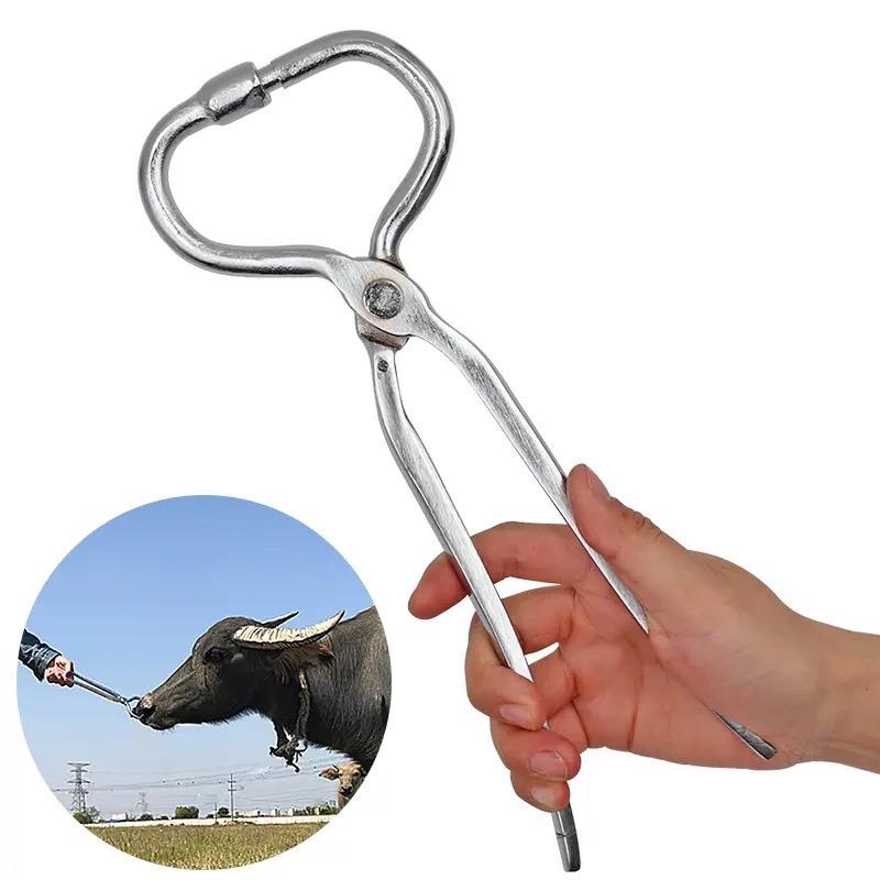 Kìm bấm tạo lỗ mũi cho Trâu Bò bằng thép 1