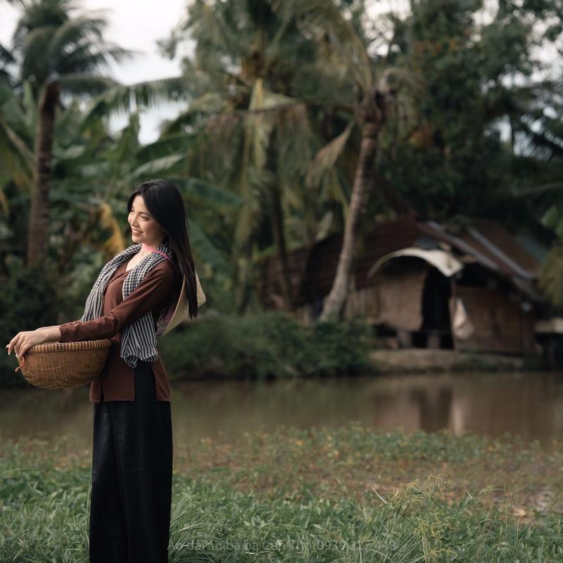 Bộ đồ bà ba mÀu LỤA NÂU  miền Tây giá rẻ 3