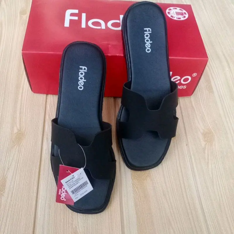 Sandal slop kekinian // sandal slop premium // sandal wanita terbaru
