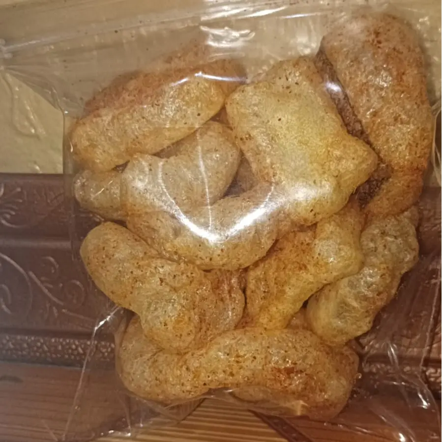 kerupuk kulit pedas / asin 76 gram