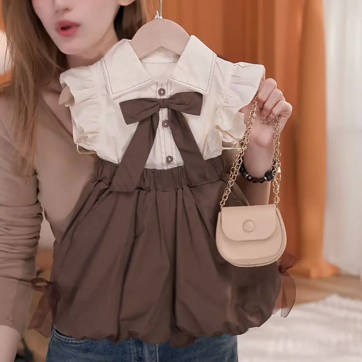 Girls' Bud-Waisted Shorts Two-Piece Suit Summer New Little Girl Western Style Short Sleeve Shirt Top Thin Children's Clothing Fashion