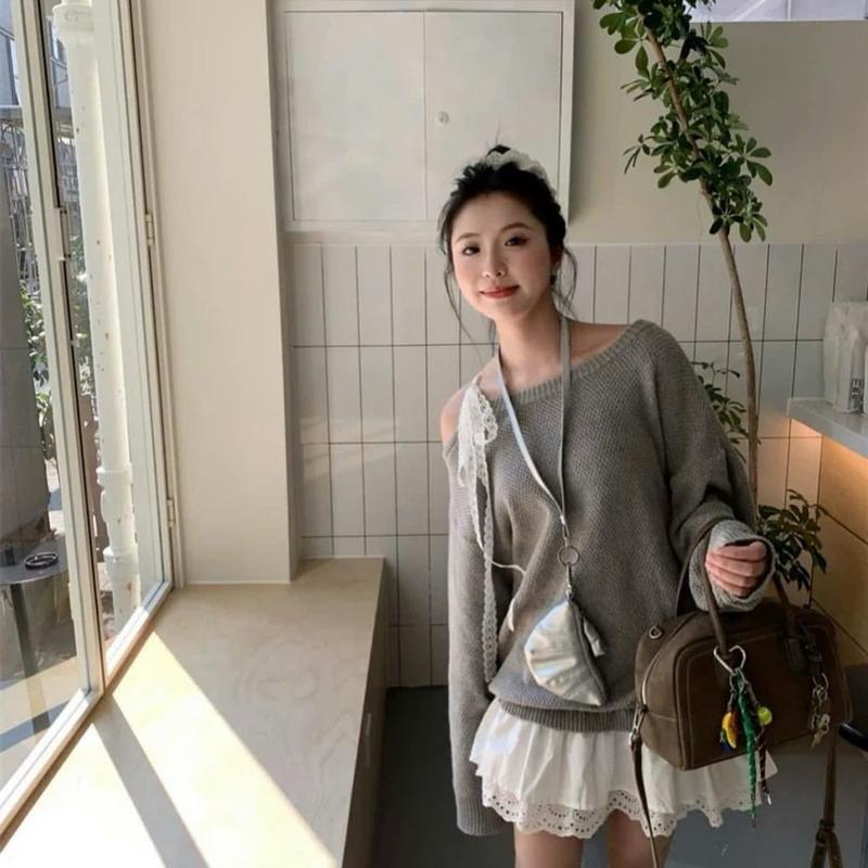 Váy Lệch Vai Xám Phối Chân Ren Kèm Quần Đùi Rời | Lithe.store  Women  Dress 4