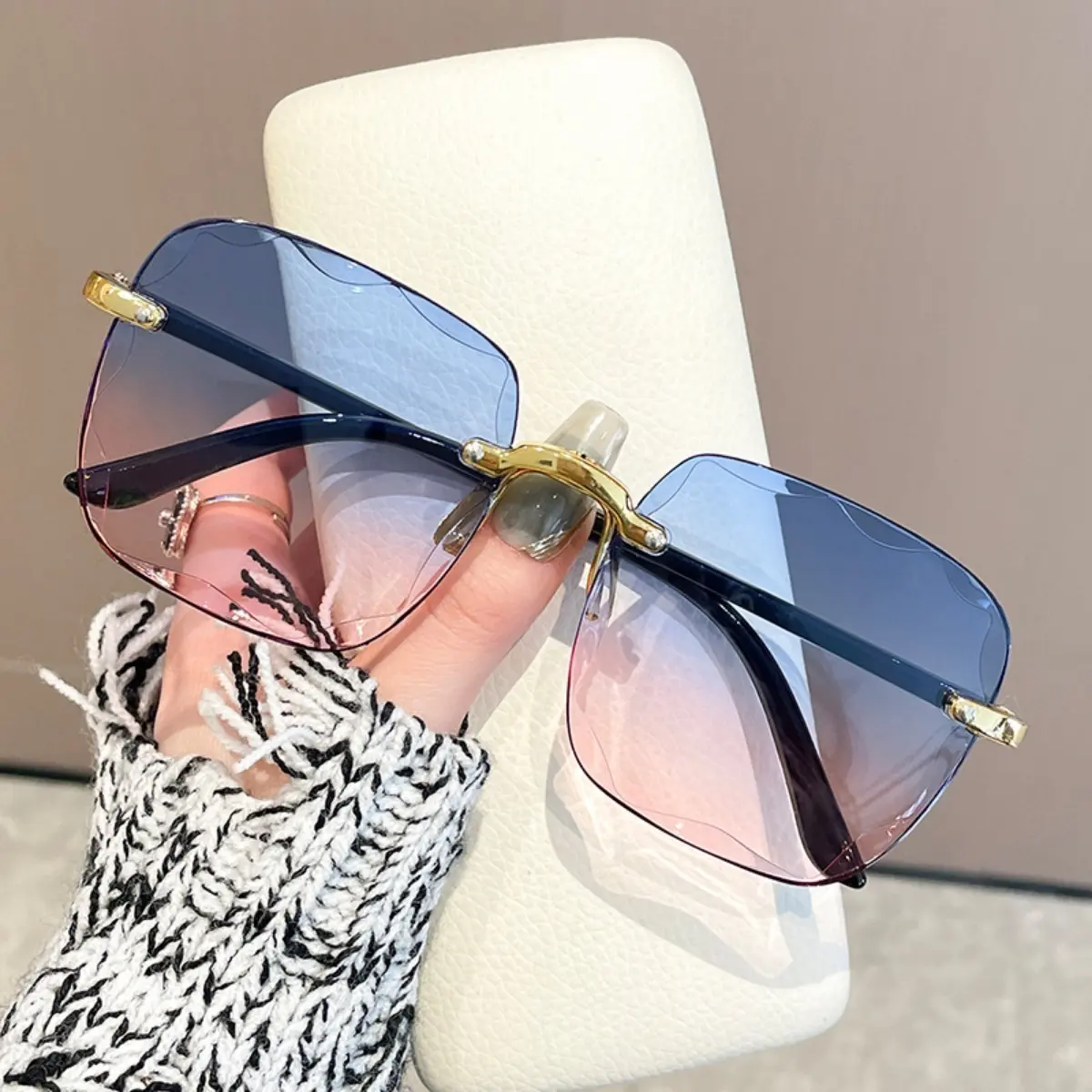 Oversized Rimless Square Sunglasses UV400 Protection Frameless Rimless Square Sunglasses Unisex Oversized Fashion Shades UV  main image 3