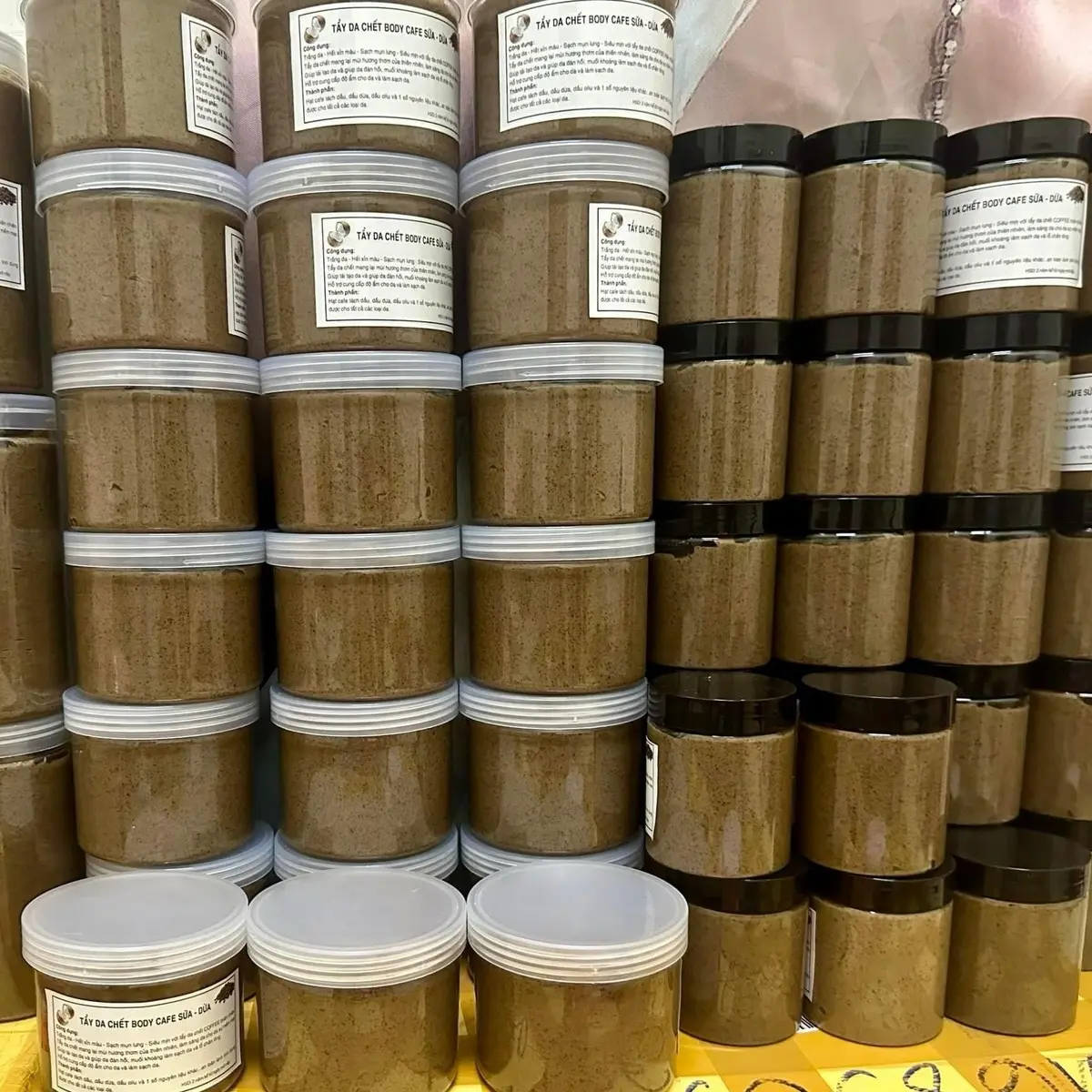 Hủ 500g tẩy da chết cà phê sữa dừa loại bỏ lớp cặn bã làm sạch lỗ chân lông cấp ẩm làm mịn da Women Skincare Nữ Dưỡng Body Làm Đẹp Da tế ttbc kem