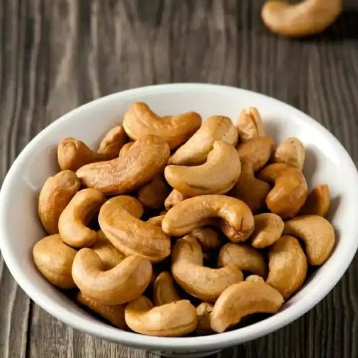 Kacang mete mede mateng ( 1kg ) asli wonogiri Food Snack Food Kering Goreng Makanan Cemilan