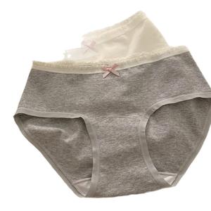 Quần lót bé gái chất liệu cotton nguyên chất, kháng khuẩn, cạp trung, vải mềm mại loại 7A, rộng hơn, thoải mái hơn, thoáng khí, không bó sát ở phần eo.