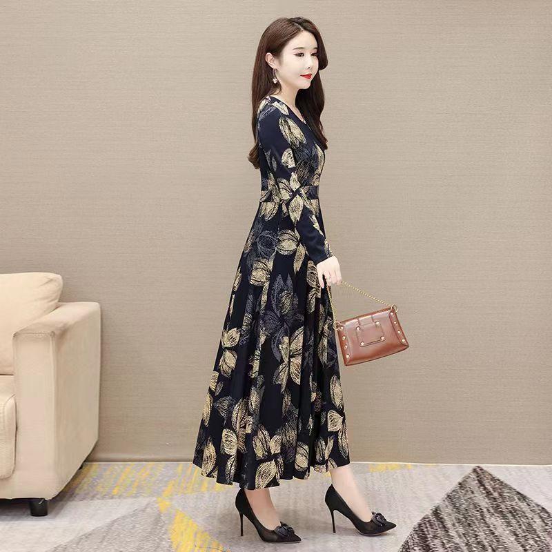 Product Introduction of Váy Dạ Hội Cho Phụ Nữ, Váy In Hình, Phong Cách Cho Mẹ TRUNG NIÊN, Váy Dài xòe Cổ Chữ V, Thích Hợp Cho Mùa Xuân Và Mùa Thu, Hàng Mới Về, Bó Eo, Ngoại Cỡ Gợi Cảm, 2024, Váy Cho Phụ Nữ 4