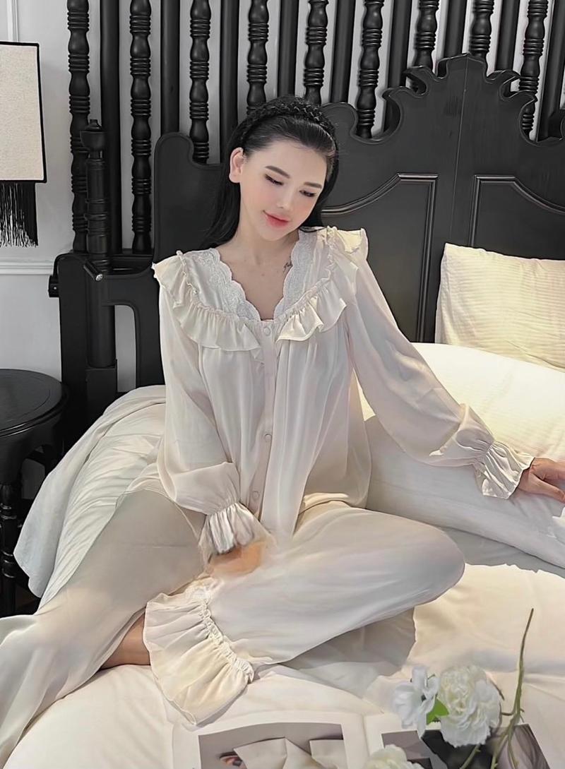 Product Introduction of Sét đồ ngủ pijama cổ bèo tiểu thư tay dài chất lụa latin mềm mịn mát về 5 màu siêu xinh (freesize 40-60kg) Nữ Women Voi 13