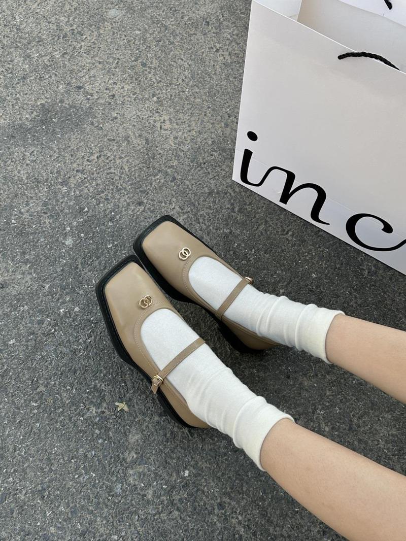 Product Introduction of French Retro Square Toe Low-Cut Mary Jane Leather Shoes 2023 Spring New Girl Soft Leather Low Heel Shoes Elegant Fashion Footwear Walking Shoes Women Comfort 17