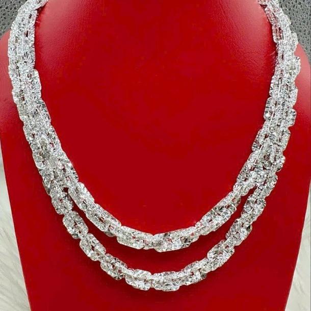 Dây chuyền xoắn vuông xi kim không đen có đủ kích cỡ chất Titan không rỉ mẫu hot