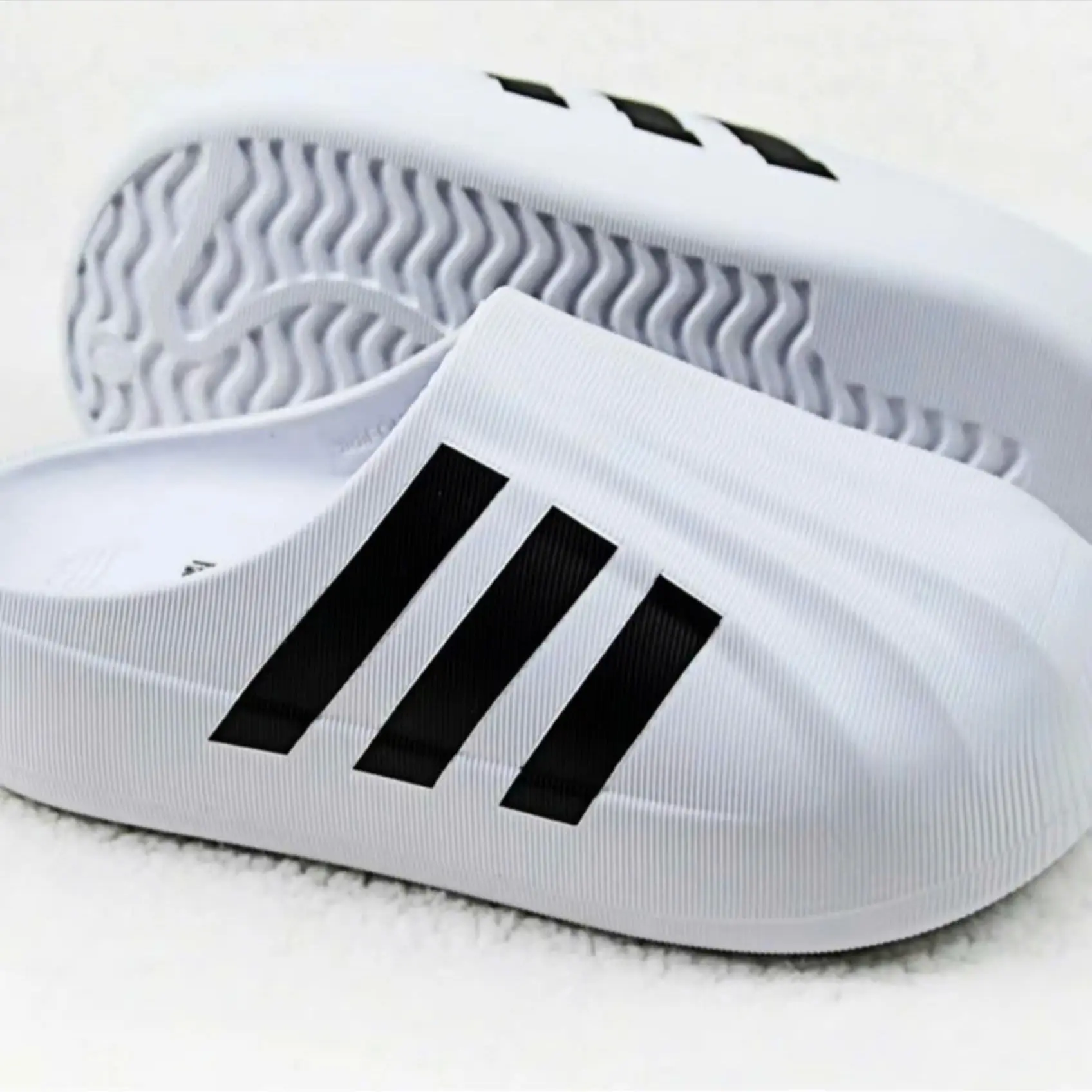 [Full Box] Dép Sục Đúc Adi nâng đế bản mới 2024, Đế bằng cao su cho nam và nữ 3 sọc giày sneaker