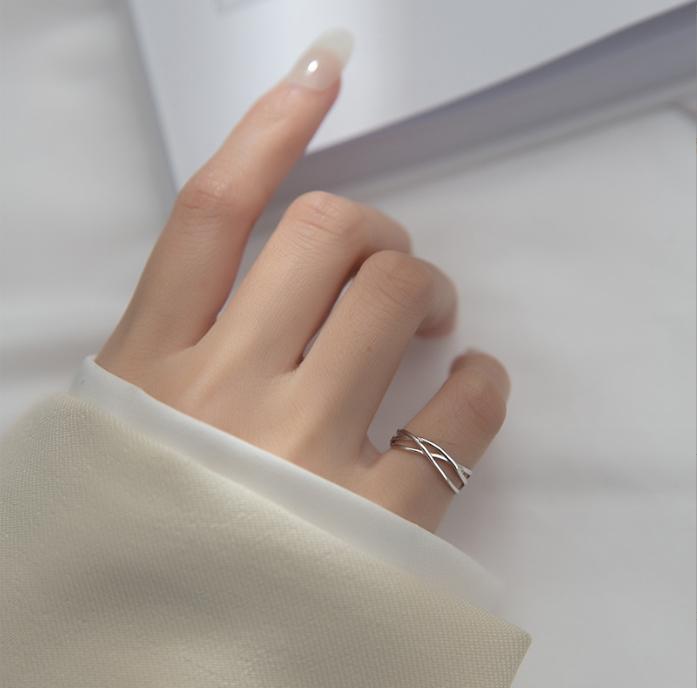 Nhẫn sợi xích đan chéo ngón út, nhẫn ngón út cá tính