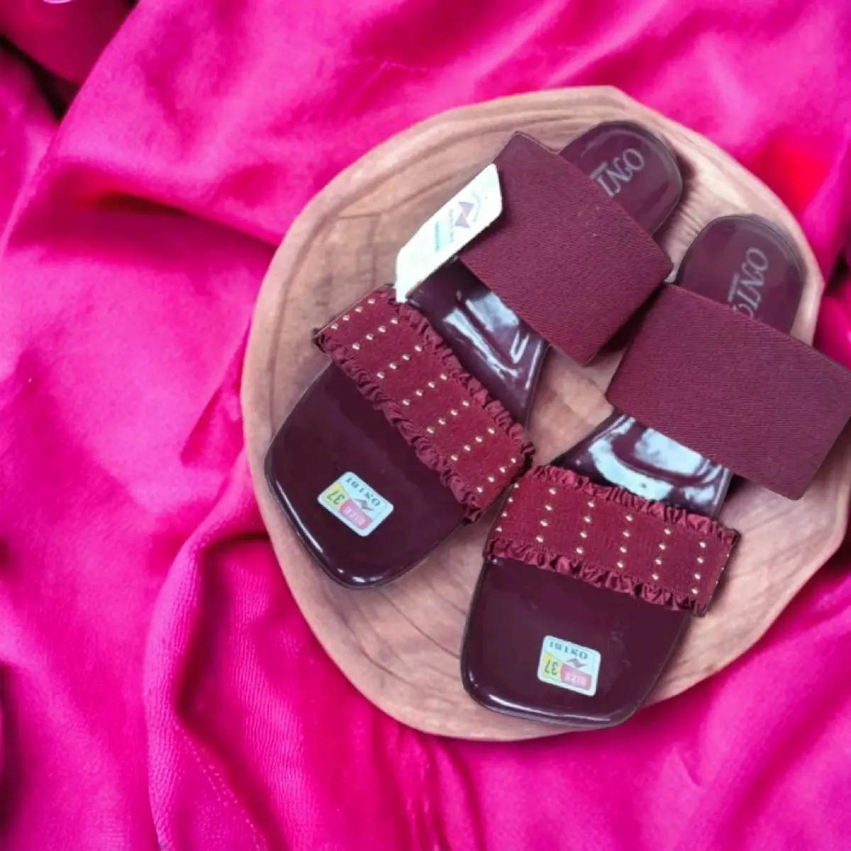 Sandal Wanita Onibi Ibu remaja Dewasa Hils Slop Merah Marun Karet