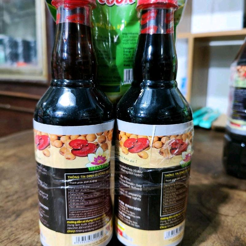 Combo 6 chai nước mắm chay Linh Chi 500g/chai (tặng hạt nêm hoặc bột canh) 3