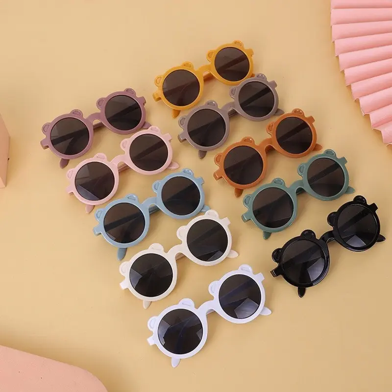 Kính mắt thời trang cho bé trai bé gái từ 1 đến 6 tuổi mắt kính mát hình gấu sắc màu cho bé chống tia UV KB2 kính  cho tháng 2